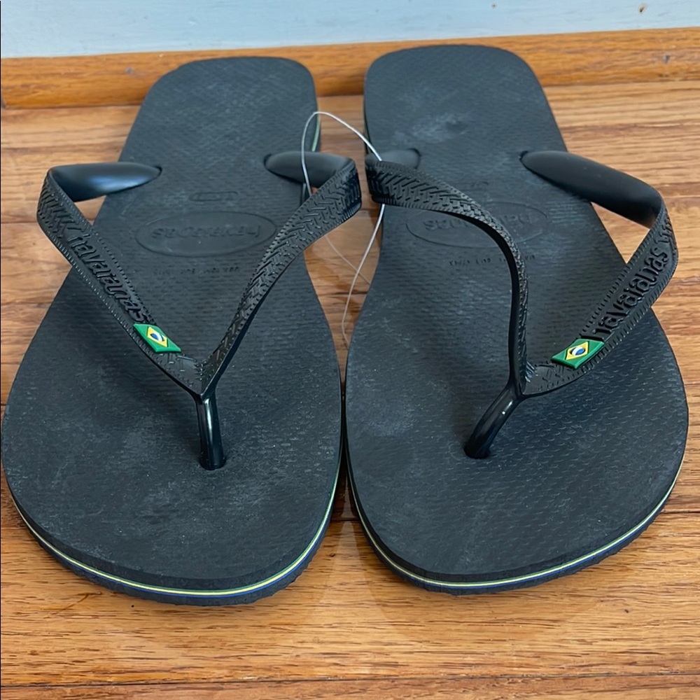 Havaianas with BRAZIL logo.